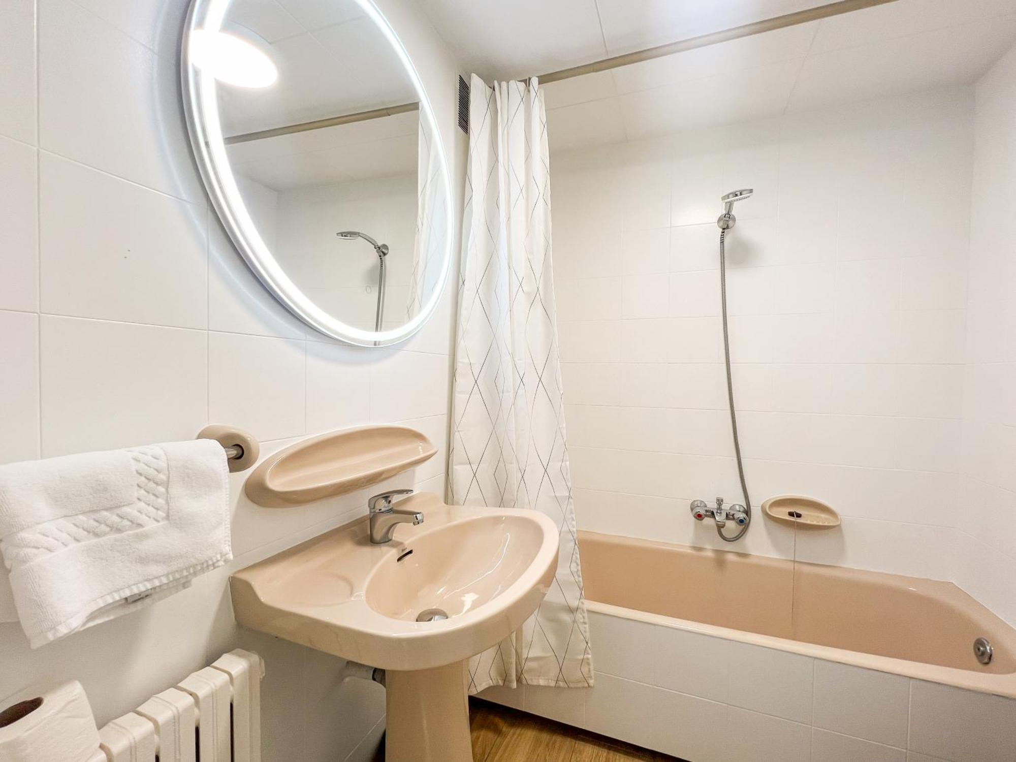 Apartamento Reformado Central Park En El Centro De Andorra Les Escaldes Bagian luar foto
